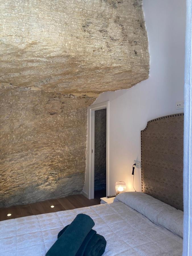 Casa Cueva “El Refugio En La Cueva” Villa Setenil De Las Bodegas Eksteriør billede